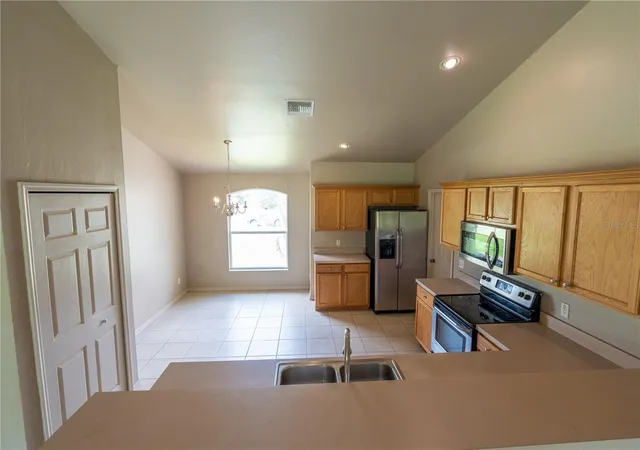4th image of 4129 Ne 19Th Pl, Cape Coral, FL 33909 | MLS# O6398018