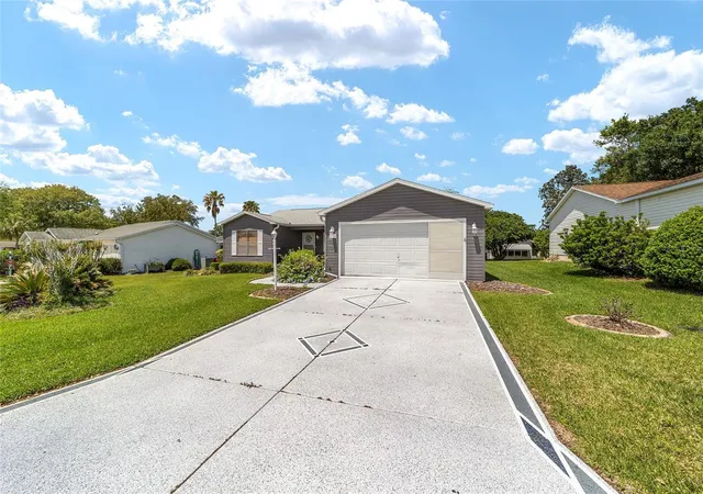 2nd image of 435 Santa Clara Cir, The Villages, FL 32159 | MLS# OM722535