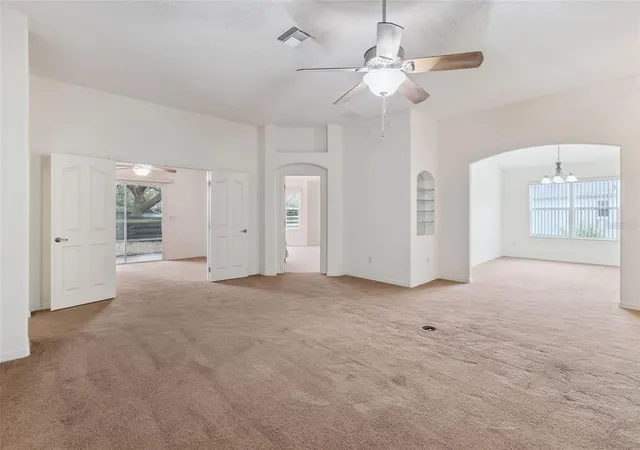 4th image of 2039 Tynte Ter, The Villages, FL 32162 | MLS# G5110849