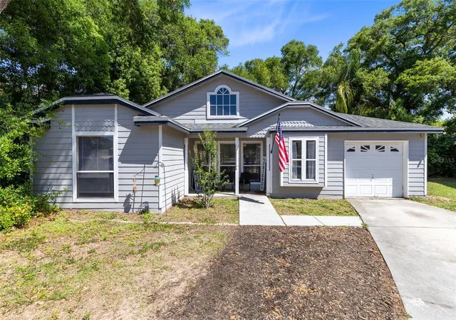 1st image of 601 Arlington Ct, Eustis, FL 32726 | MLS# O6398039