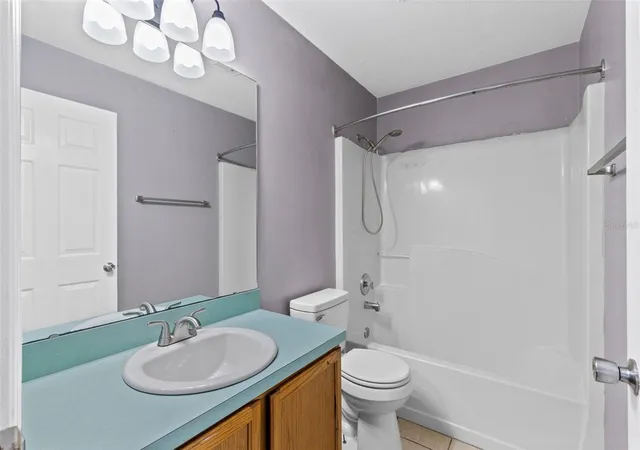 5th image of 601 Arlington Ct, Eustis, FL 32726 | MLS# O6398039