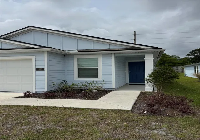 Photo 2 of Single family home for sale at 203 Chesterwood Rd, Saint Augustine, FL 32084 | MLS# G5110850 | Listing updated on 2026-09-14
