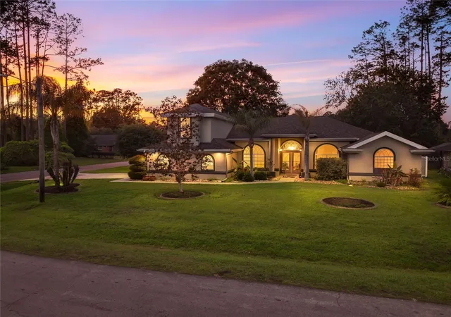 Photo 1 of Sale Pending at 40 Edgewater Dr, Palm Coast, FL 32164 | MLS# FC317640 | Listing updated on 2026-10-07