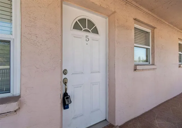 Homes for sale in St. Pete Beach, FL | 525 73Rd Ave, St. Pete Beach, FL 33706
