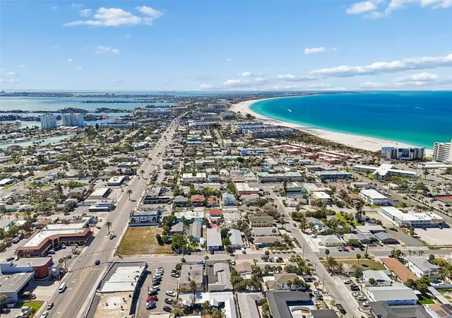 Homes for sale in St Pete Beach, FL | 525 73rd Ave #5, St Pete Beach, FL 33706 | MLS# TB8496301