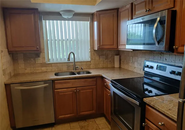 Homes for sale in St Petersburg, FL | 5880 38th Ave N #304, St Petersburg, FL 33710 | MLS# TB8496305