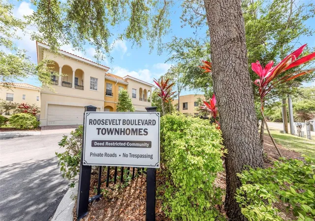 Photo 2 of Townhouse for sale at 612 105th Terrace N, Saint Petersburg, FL 33716 | MLS# TB8496308 | Listing updated on 2026-10-16