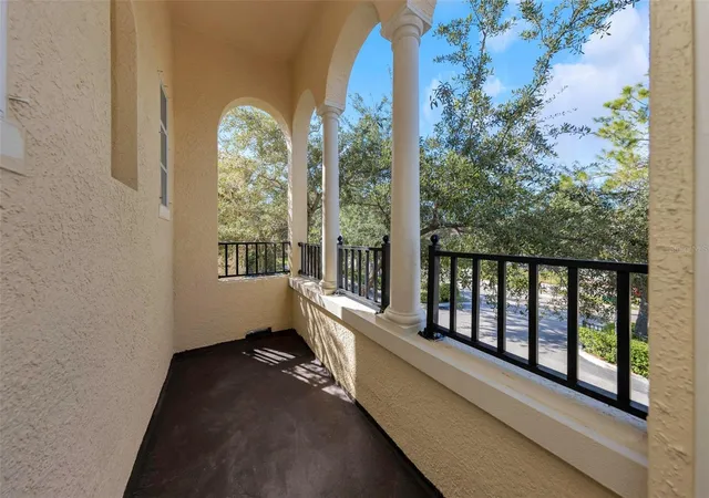 Photo 3 of Townhouse for sale at 612 105th Terrace N, Saint Petersburg, FL 33716 | MLS# TB8496308 | Listing updated on 2026-10-16