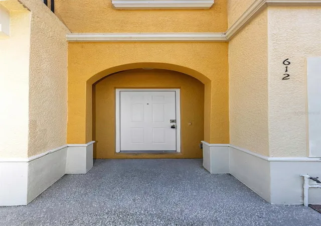 Photo 4 of Townhouse for sale at 612 105th Terrace N, Saint Petersburg, FL 33716 | MLS# TB8496308 | Listing updated on 2026-10-16
