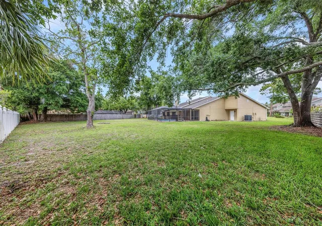 4th image of 3334 Brian Rd N, Palm Harbor, FL 34685 | MLS# TB8496319