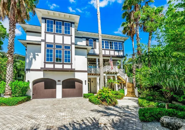 Photo 1 of Single family home for sale at 103 Park Ave, ANNA MARIA, FL 34216 | MLS# A4689581 | Listing updated on 2026-09-29