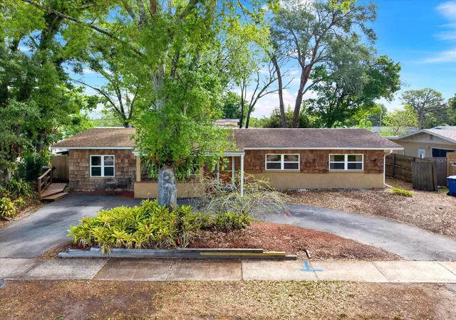 Photo 1 of Single family home for sale at 2561 58th Street N, Saint Petersburg, FL 33710 | MLS# TB8496330 | Listing updated on 2026-08-29