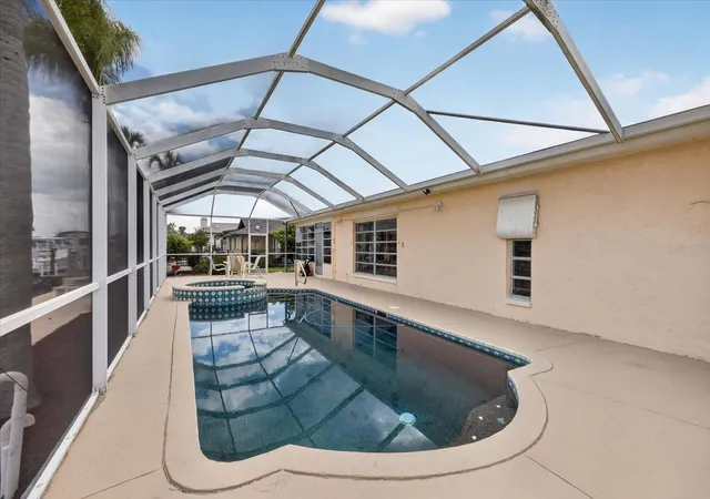 3rd image of 5110 Porpoise Pl, New Port Richey, FL 34652 | MLS# W7884721