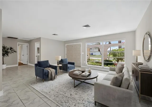 Photo 3 of Single family home for sale at 5110 Porpoise Pl, New Port Richey, FL 34652 | MLS# W7884721 | Listing updated on 2026-10-03