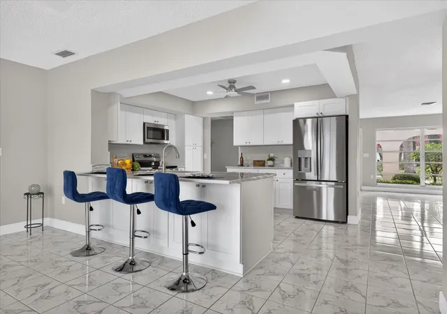 Photo 4 of Single family home for sale at 5110 Porpoise Pl, New Port Richey, FL 34652 | MLS# W7884721 | Listing updated on 2026-10-03