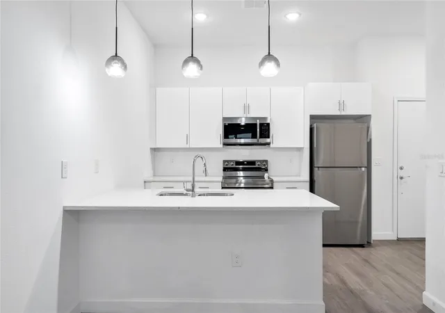 Photo 2 of Townhouse for sale at 485 Famagusta Dr, Davenport, FL 33896 | MLS# O6398079 | Listing updated on 2026-08-02