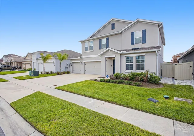 3rd image of 800 Hitch Loop, Saint Cloud, FL 34772 | MLS# TB8496384