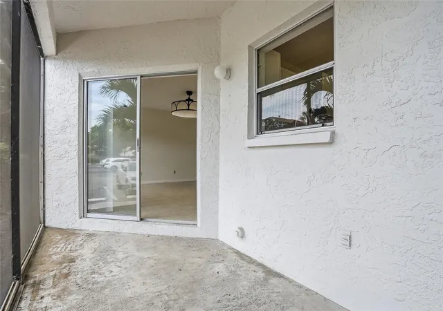 20th image of 500 Santa Cruz Pl Ne #D, Saint Petersburg, FL 33703 | MLS# TB8496391