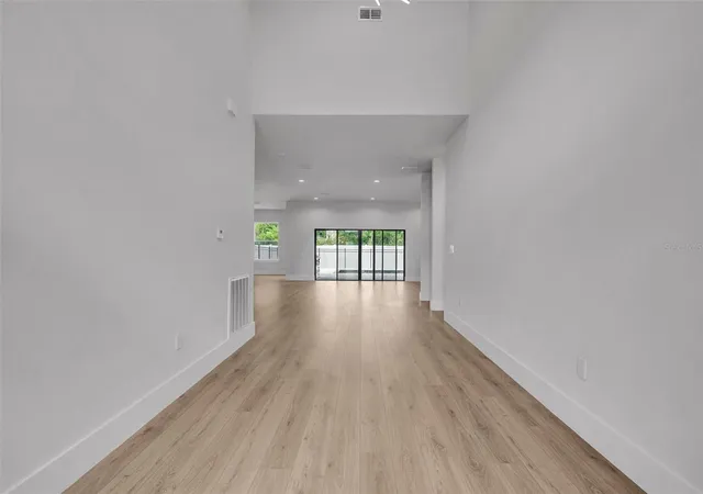 Homes for sale in Winter Park, FL | 102 Bell Pl, Winter Park, FL 32792 | MLS# O6398118