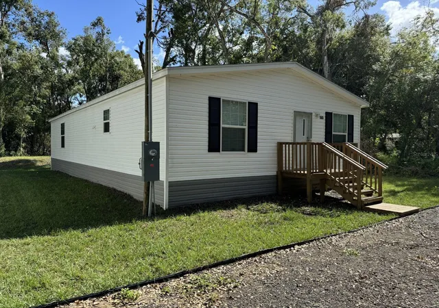 1st image of 0 Lake Dr, New Port Richey, FL 34654 | MLS# S5147609