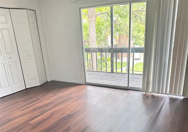 Photo 4 of Condo for sale at 5123 Picadilly Circus Ct #2, Orlando, FL 32839 | MLS# O6398123 | Listing updated on 2026-04-14