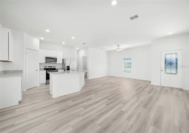 Photo 4 of Single family home for sale at 628 Tangelo Ter, Babson Park, FL 33827 | MLS# TB8496416 | Listing updated on 2026-10-06