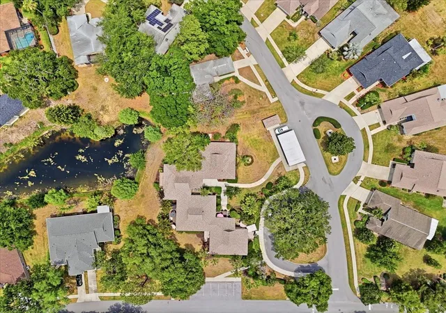 53rd image of 992 Spinnaker Ct, Tarpon Springs, FL 34689 | MLS# L4961011