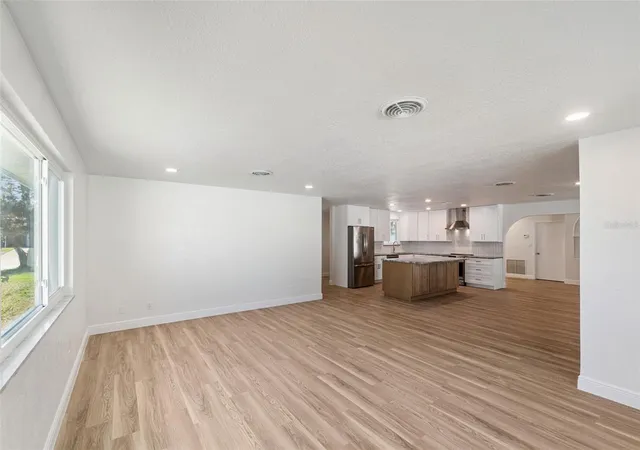5th image of 3050 Princeton Ave, Daytona Beach, FL 32118 | MLS# O6398141