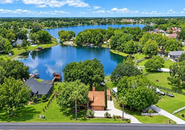 Photo 1 of Single family home for sale at 9835 Lakeshore Dr, Clermont, FL 34711 | MLS# O6398144 | Listing updated on 2026-10-20