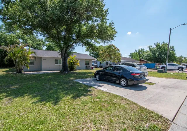 1st image of 1211 62nd Ave E, Bradenton, FL 34203 | MLS# TB8496438