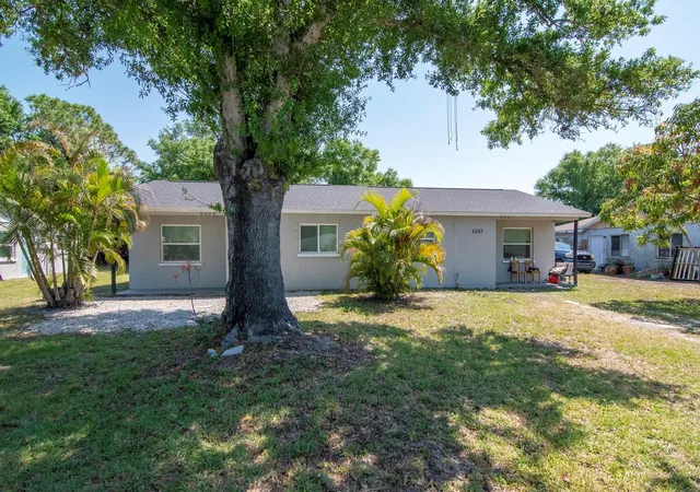 82nd image of 1211 62nd Ave E, Bradenton, FL 34203 | MLS# TB8496438