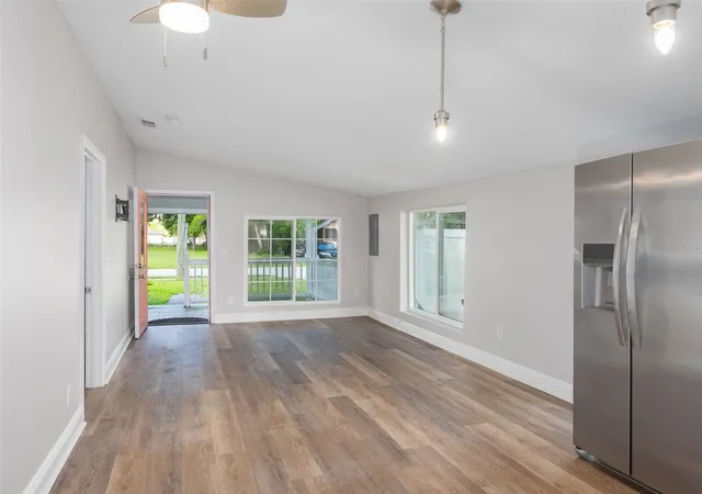 5th image of 1105 Willow Ave, Sanford, FL 32771 | MLS# O6398162