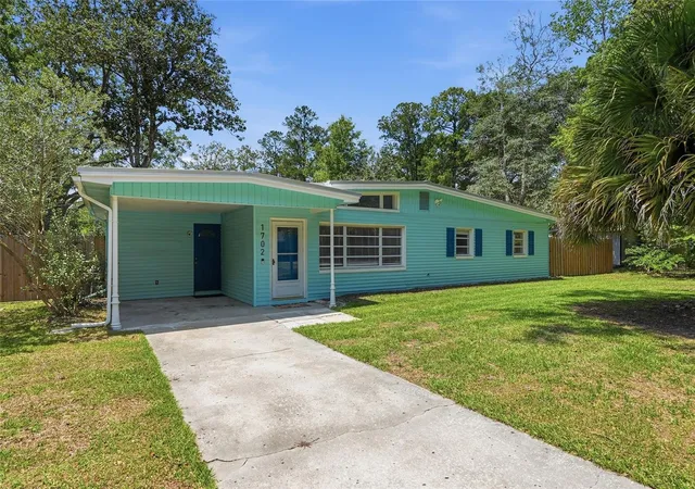 5th image of 1702 Nw 38Th Dr, Gainesville, FL 32605 | MLS# GC539351