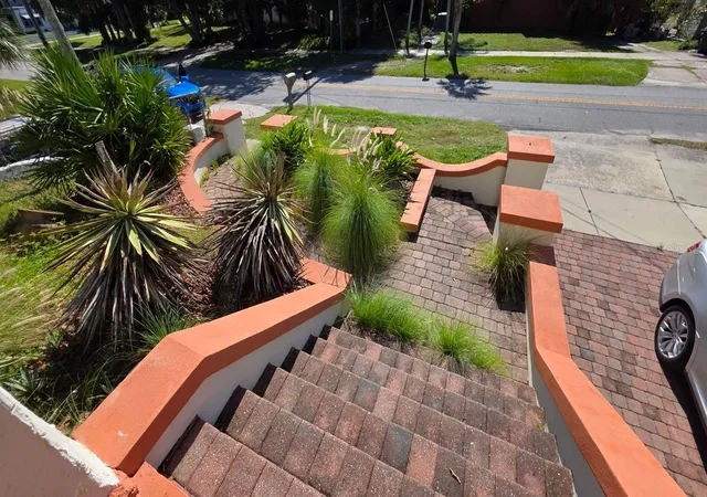 Photo 3 of Single family home for sale at 213 Jessamine Blvd, Daytona Beach, FL 32118 | MLS# O6398210 | Listing updated on 2026-09-28