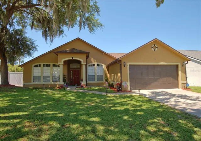 2nd image of 684 Yorkshire Dr, Oviedo, FL 32765 | MLS# O6398212