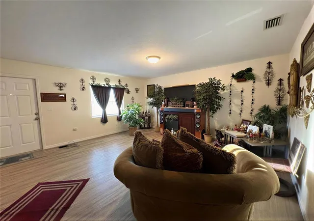 3rd image of 4029 60Th St W, Bradenton, FL 34209 | MLS# TB8496530