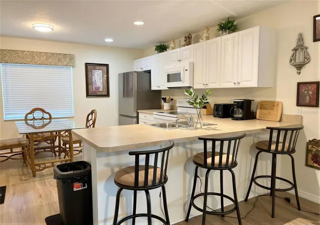4th image of 4029 60Th St W, Bradenton, FL 34209 | MLS# TB8496530