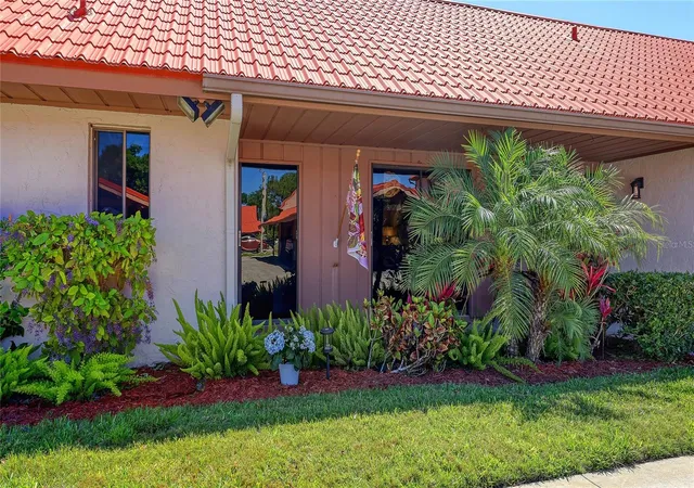 3rd image of 6519 Draw Ln #79, Sarasota, FL 34238 | MLS# A4689639