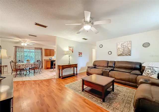 Photo 3 of Single family home for sale at 3301 Se 34th Street, Ocala, FL 34471 | MLS# OM722578 | Listing updated on 2026-06-24