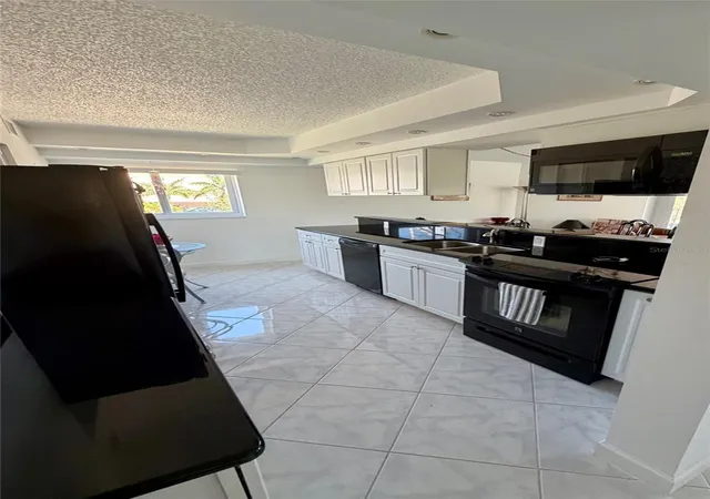 2nd image of 180 Se 20Th Ave, DEERFIELD BEACH, FL 33441