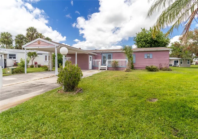 Photo 1 of Sale Pending at 48 Quail Ct, Ellenton, FL 34222 | MLS# A4689656 | Listing updated on 2026-09-21