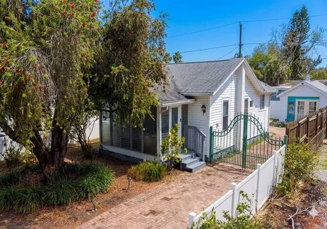 1st image of 2907 Clinton St S, Gulfport, FL 33707 | MLS# TB8496629