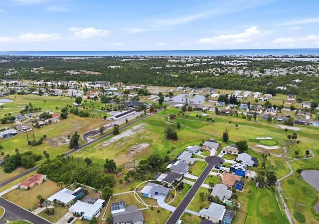 2nd image of 12 Golfview Ct, Rotonda West, FL 33947 | MLS# D6147006