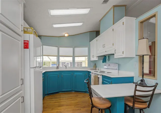 Photo 2 of Manufactured home for sale at 106 Thatch Palm St W, Largo, FL 33770 | MLS# TB8496638 | Listing updated on 2026-09-04