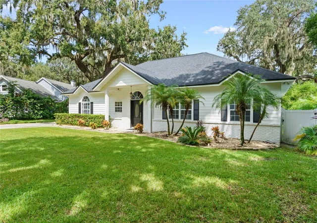 2nd image of 715 Magnolia St, Windermere, FL 34786 | MLS# S5147648