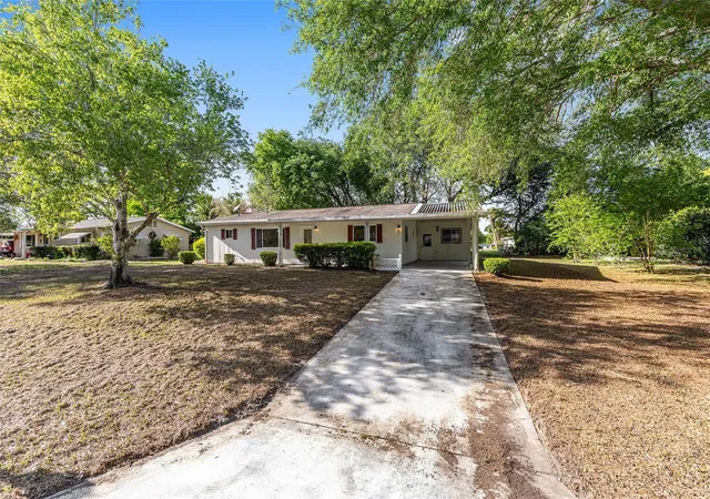 Photo 3 of Sale Pending at 9589 Sw 102nd Place, Ocala, FL 34481 | MLS# OM722589 | Listing updated on 2026-08-29
