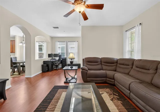Listing Photo 5 - Condo for sale in building located at 10236 Lake District Ln, ORLANDO, FL 32832 - Unit #35C