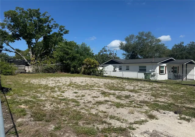3rd image of 6803 S Cortez St, Tampa, FL 33616 | MLS# TB8496680