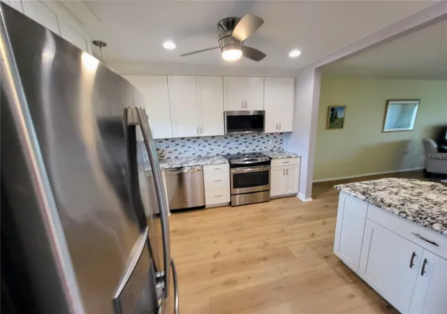 Listing Photo 4 - Condo for sale in building located at 2341 Haitian Dr, CLEARWATER, FL 33763 - Unit #55