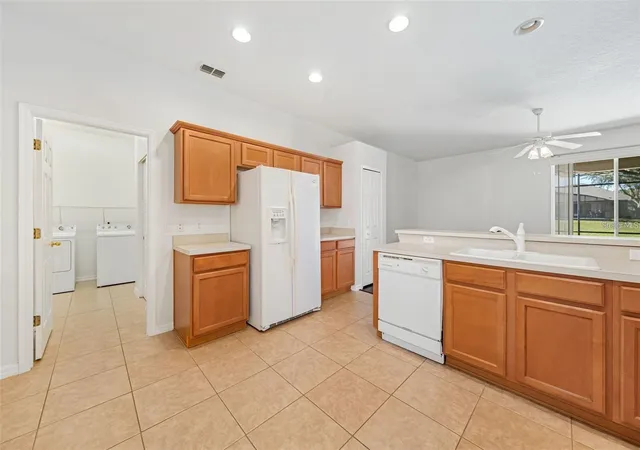 Photo 2 of Single family home for sale at 9651 Old Marsh Ct, Orlando, FL 32832 | MLS# R4911036 | Listing updated on 2026-08-21